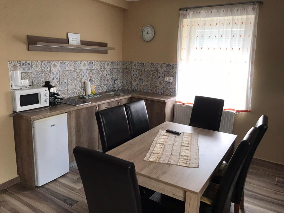 Adrienn Apartman Sárvár Exteriér fotografie