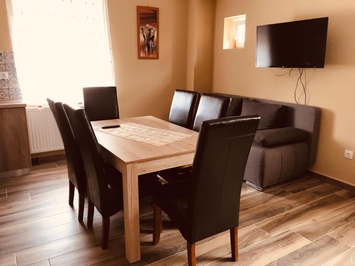 Adrienn Apartman Sárvár Exteriér fotografie