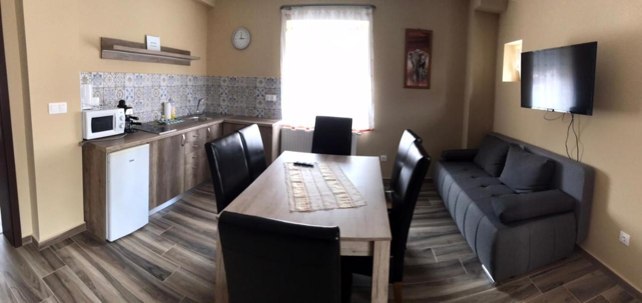 Adrienn Apartman Sárvár Exteriér fotografie